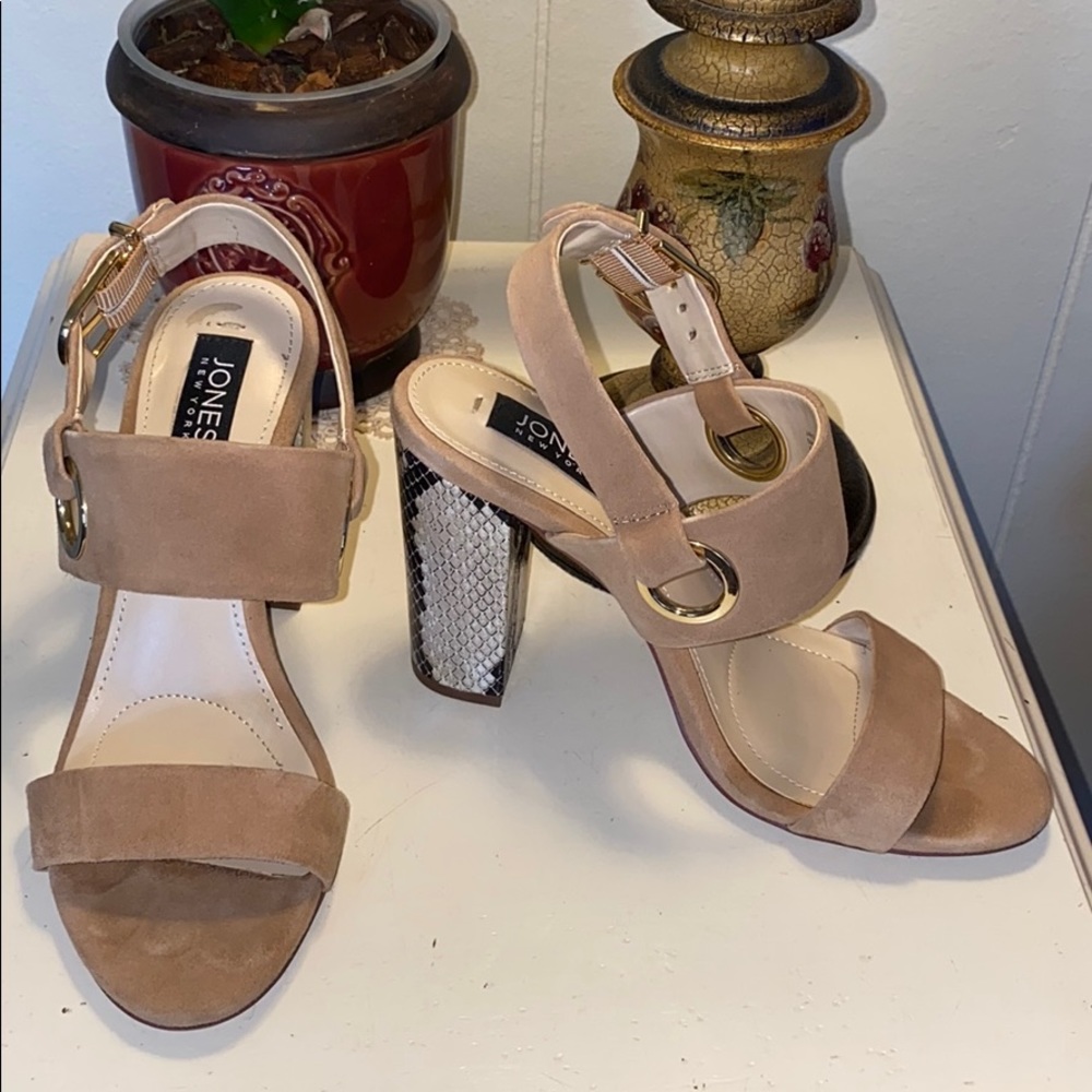 Jones New York Jayla Sandal